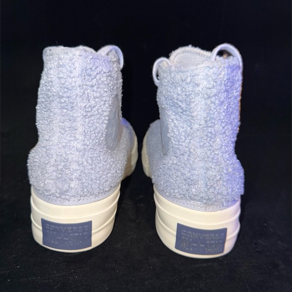 Converse Women's Sneakers in Light Blue and White - Picture 6 of 10